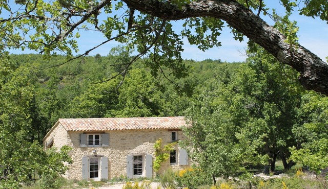 Typical Provencal stone house with pool in a quiet, secluded location