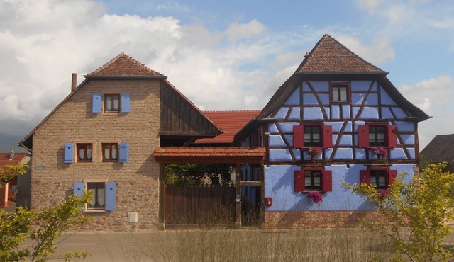Typical 16th Century farm for 6 people, 3 rooms