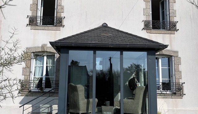 Typical Breton house, seaside, large plot, ideal for families