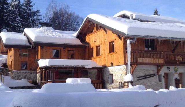 Typical chalet: Gite la Cassandrine close to Morillon and Samoëns