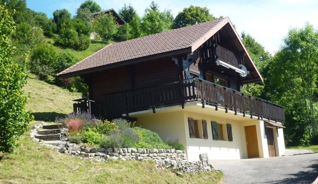 Typical chalet FONCINE le HAUT 1000m clévacances label 3 keys