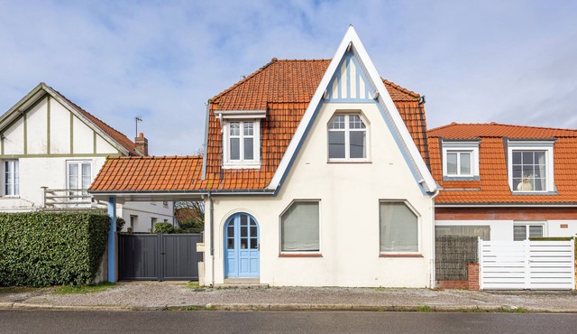 Typical family home with garden and pétanque court, near Touquet