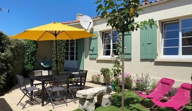 Typical WIFI house completely renovated in the heart of Vieux Chaucre