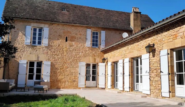 Typical house with private pool - 6km Sarlat