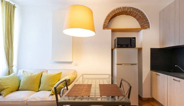 Typical Milanese two-room apartment in Via Bramante - Mirable PM