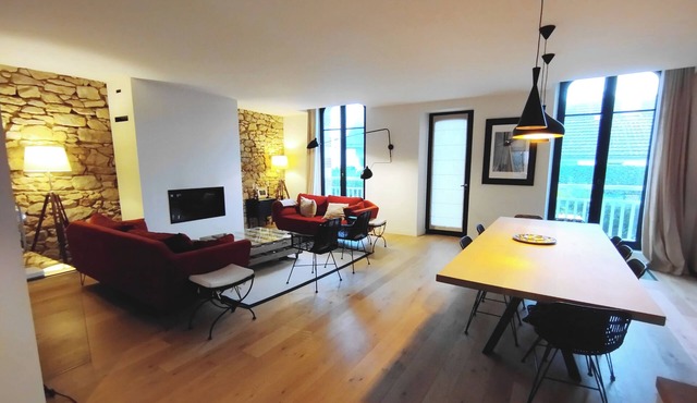 Typical renovated house for 10 people, 250m from the beach Benoît