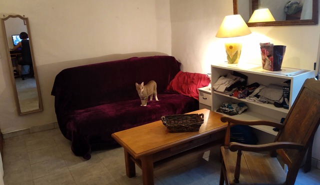 Typical southern village house in the heart of town - ideal for sightseeing