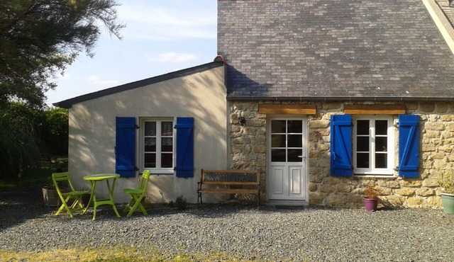 Typical stone Penty 500m from the POINT OF THE TORCH. Plomeur