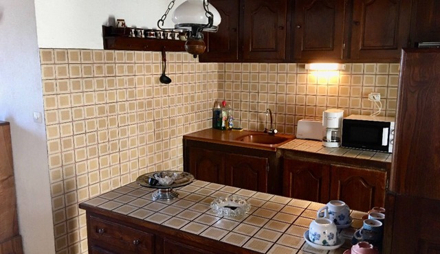 Typical studio 10 min from Calvi