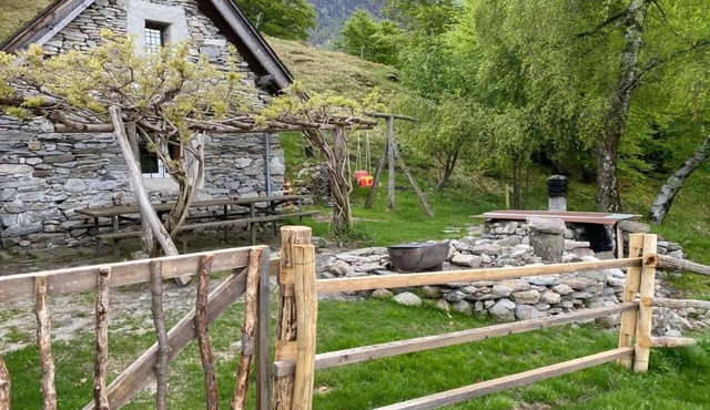 Typical Ticino rustic in the Centovalli
