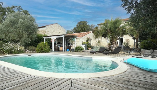 Typical Vendée house. For a peaceful, family-friendly stay!