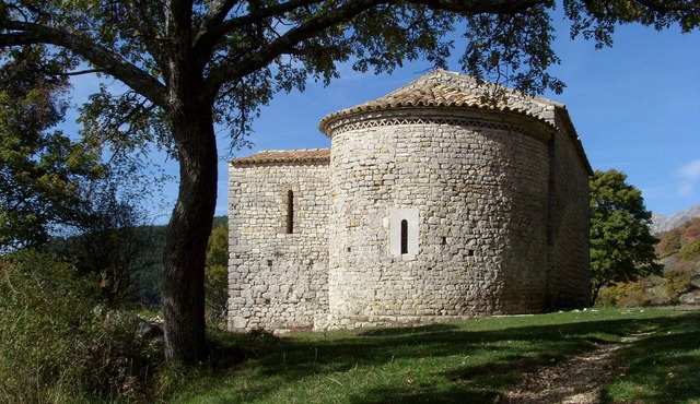 Typical village house, vençois hinterland