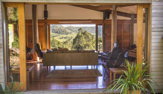Tyraman Retreat - Unique mountain getaway for large groups in the Hunter Valley