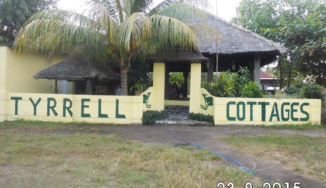 Tyrrell Cottages & Restaurant