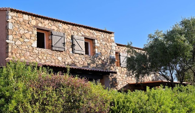 U CASINU - APARTMENT - 1 bedroom/100 meters from Arone beach/Piana