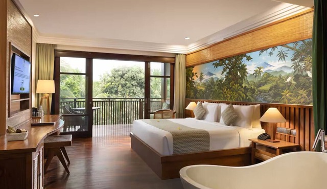 Ubud Forest Hideaway Near Monkey Forest with Outdoor Pool, Yoga & Dining
