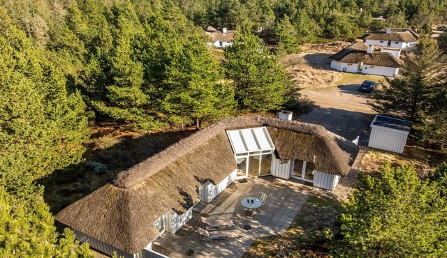 "Udder" - 1.3km from the sea by Interhome