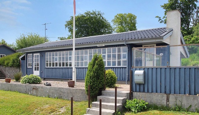 "Udder" - 50m to the fjord by Interhome