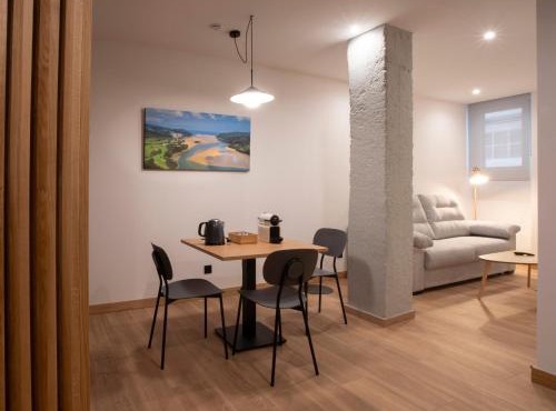 UHARTE SUITES Gernika
