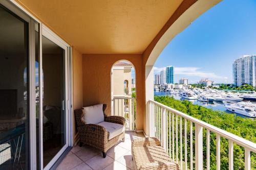 Uhost AI - 3BR Condo - Stunning Water Views