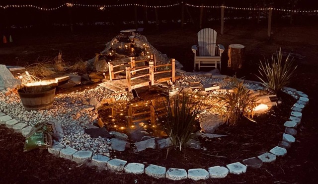 Uhost AI 4BR Retreat Hot Tub Firepit
