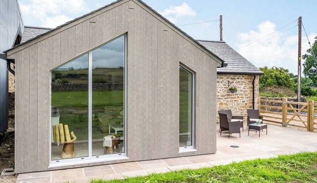 UK34189 - The Shippon