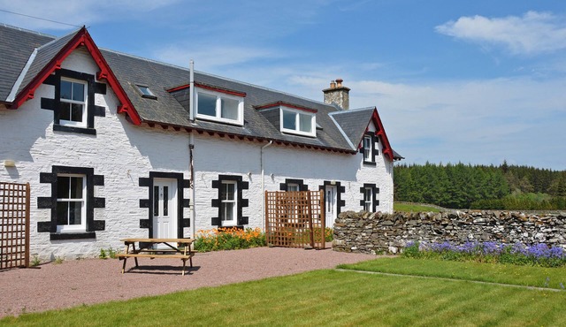 UK35715 - South Cottage