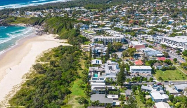 Ukiyo- Beachside coastal home