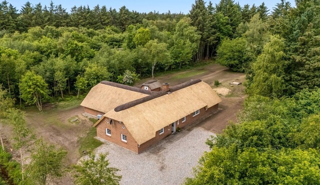 "Ulf" - 2km from the sea by Interhome