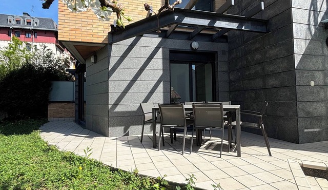 Ulia Apartments- Parking AND Terrace