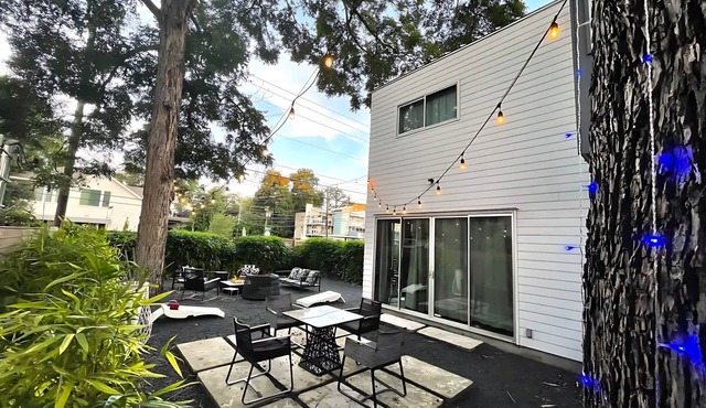 Ultimate 10BR Group Getaway—6min to Rainey Street