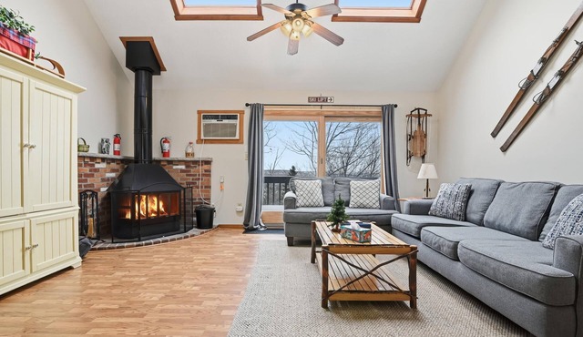 Ultimate 4 Season Family Getaway on Camelback Mntn - Sleep options for 14 - WiFi
