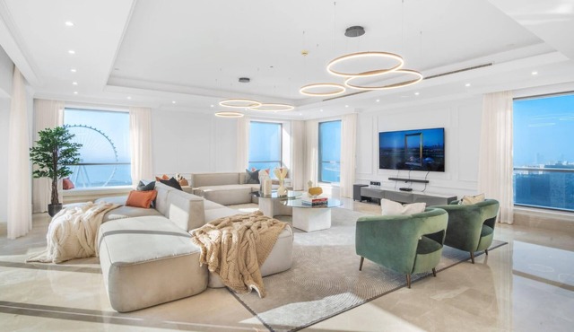 Ultimate 5BR Duplex Sky Villa with Private Pool