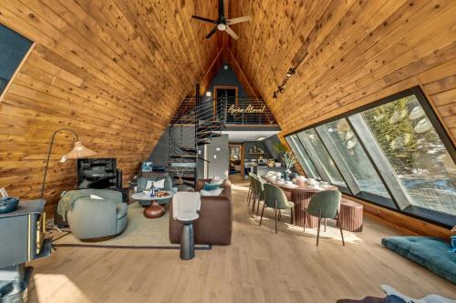 Ultimate A-frame, 12 mi to Breckenridge, Mountain View with Sauna and Hottub