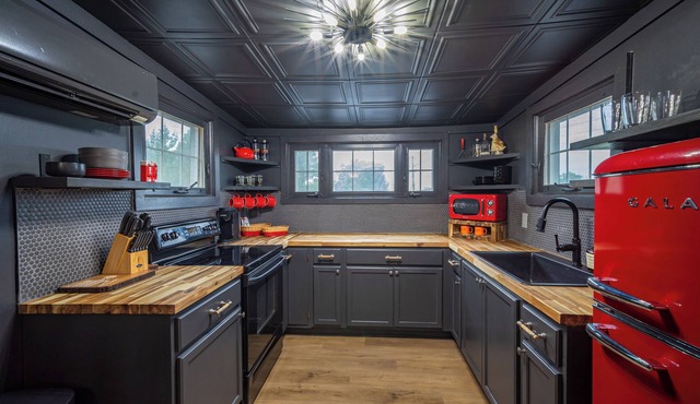 Ultimate Bourbon Experience in Heart of Louisville