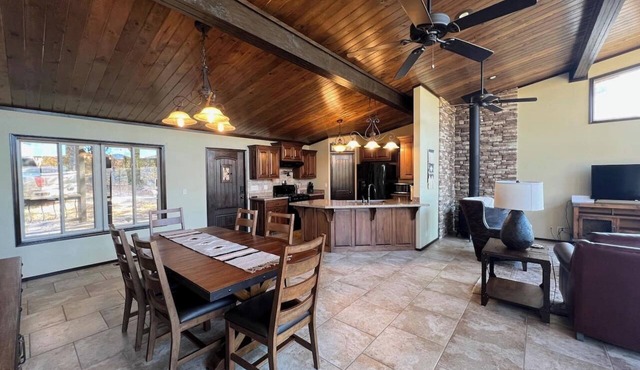 Ultimate Entertaining Modern Lodge Privacy & Views