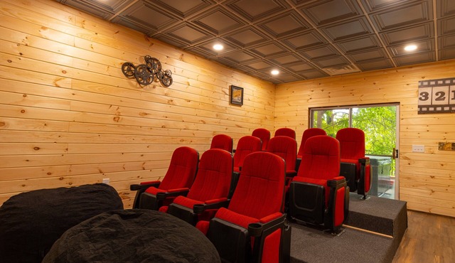 Ultimate Entertainment Lakefront Cabin w/Theater & Game Room!