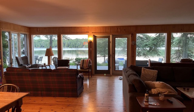 Ultimate Family Cottage-desirable Twelve Mile Lake