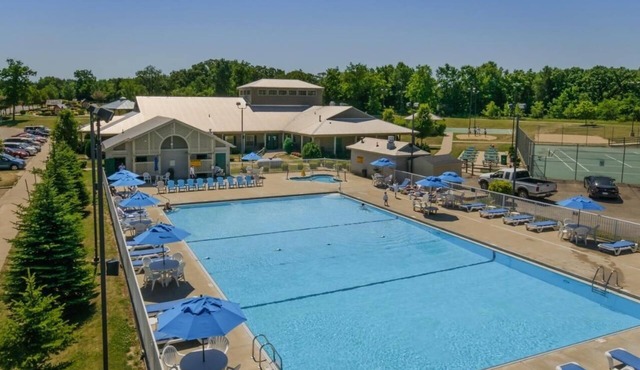 Ultimate Family Resort Destination with Pools & Scenic Views | Free Parking