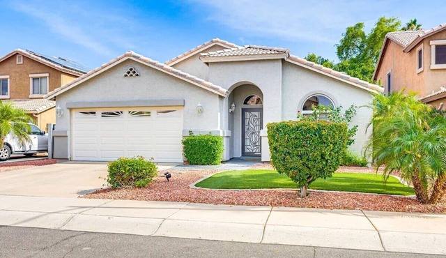 Ultimate Getaway w/Pool and Hot Tub, Close to Surprise Stadium & Tennis Complex