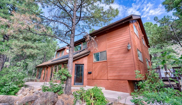 Ultimate Group Gathering - 6bd 5bth in Flagstaff on National Forest
