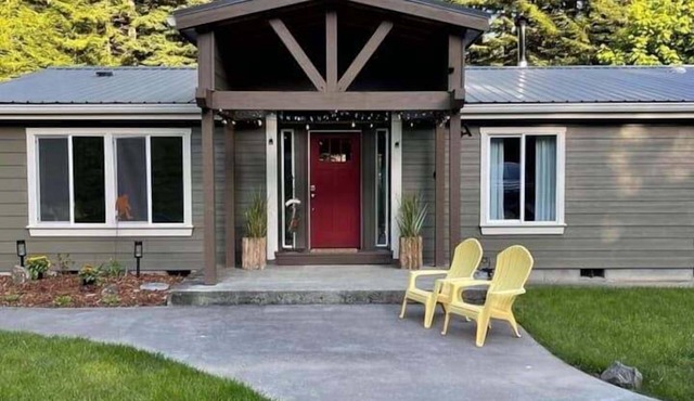 🌲 Ultimate Group Getaway! Bigfoots Hideaway in the Heart of the Redwoods!🌲