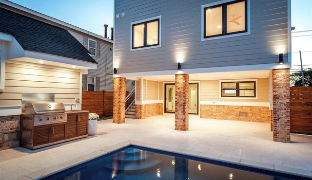 Ultimate Jersey Shore Getaway, Luxury Home for Large Groups, Sleeps 22