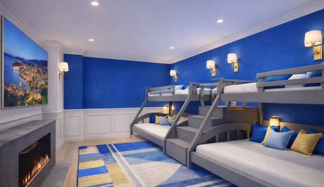 Ultimate Lake Hamilton Estate 15 Bedrooms Private Resort on 8 Acres SLEEPS 53