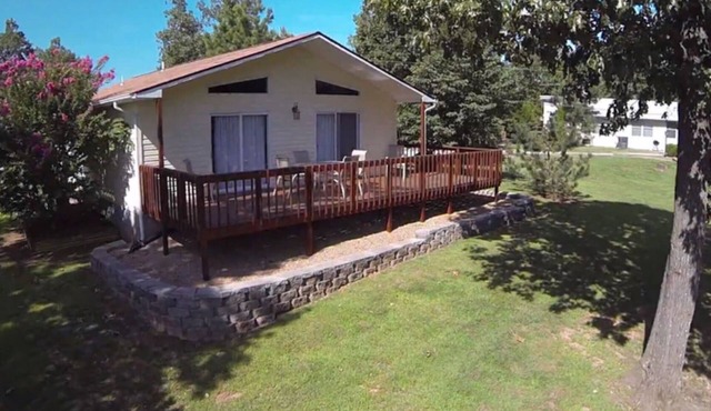 Ultimate Lake House Retreat Executive House #21 w/whirlpool and views of Norfork lake