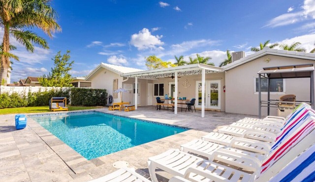 Ultimate Luxury 5BR Villa near Hollywood Beach