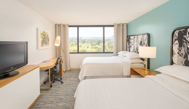 Ultimate Miami Experience! Walk to Miami International Airport!