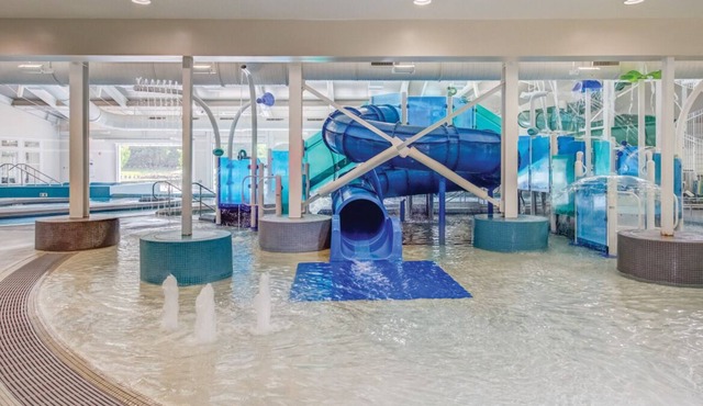 Ultimate Outer Banks Getaway! 3 Great Units, Kitchen, Waterpark, Pool, Hiking