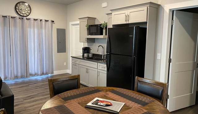 Ultimate Racing Fan Suite Near Road America – Relax Between Laps!