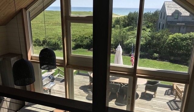 Ultimate relaxation at the beach and conservation land, completely renovated.